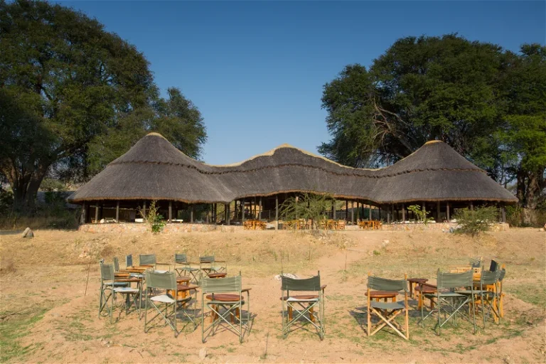 Ruaha River Lodge2